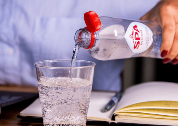 SPA® intense dans un verre